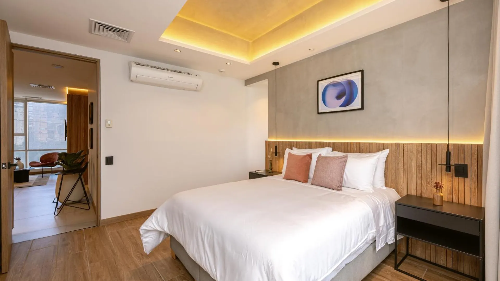 Bio 26 Apartments 메딜린