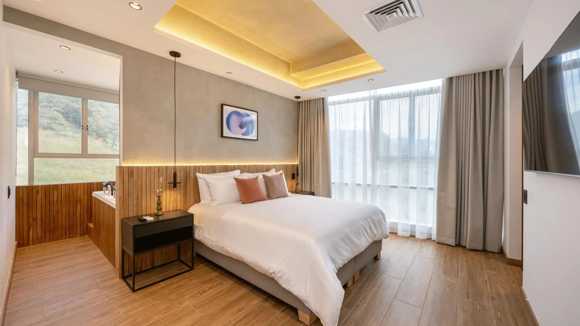 Bio 26 Apartments 메딜린