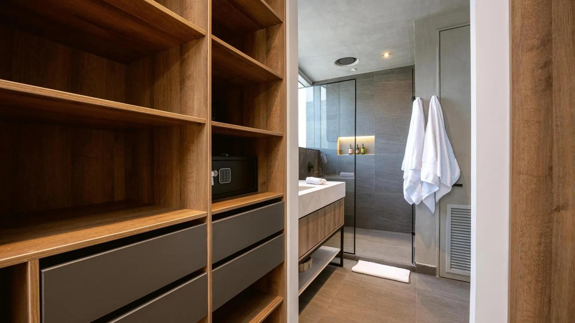 Bio 26 Apartments 메딜린 0*,  콜롬비아